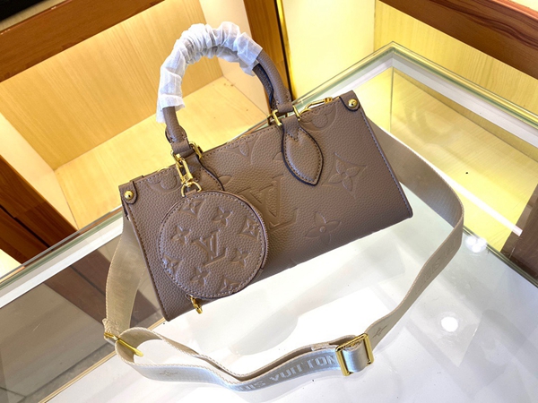 ルイヴィトンバッグ内部構造